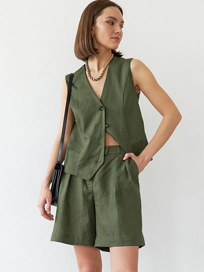 Women’s Casual V-Neck Vest & Shorts Set – Stylish Summer Outfit