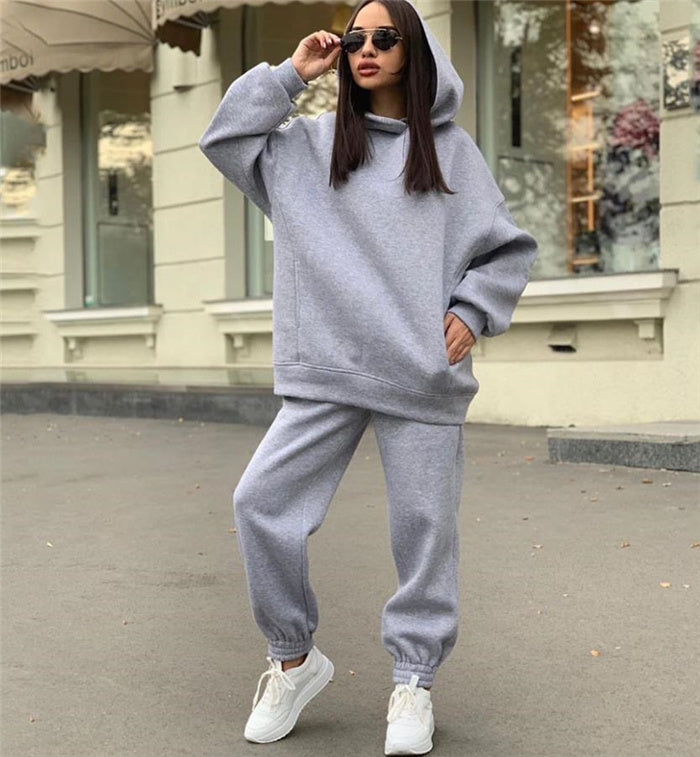 Women’s 2-Piece Sportswear Set – Workout Tracksuit with Jacket and Leggings for Gym or Casual Wear