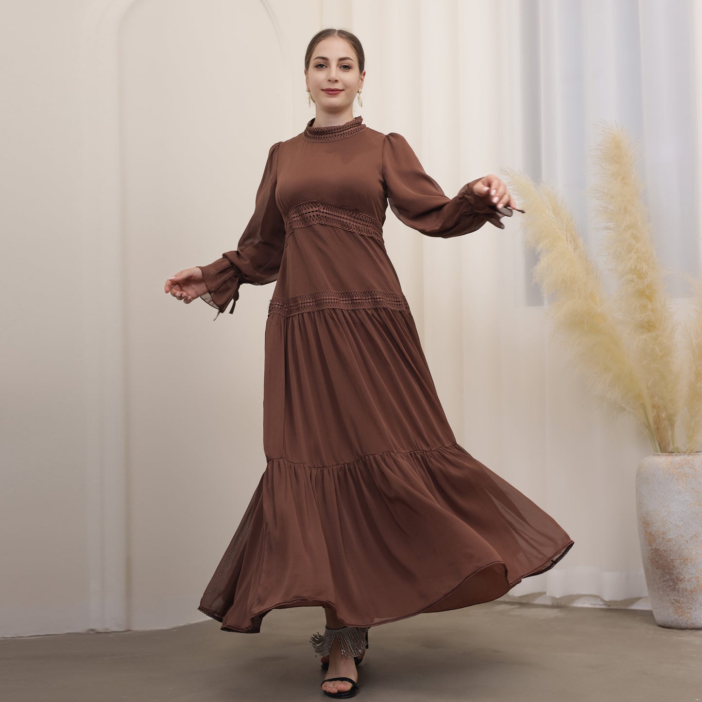 Exquisite Lace Long Dress – Middle Eastern Style Elegant Evening Gown