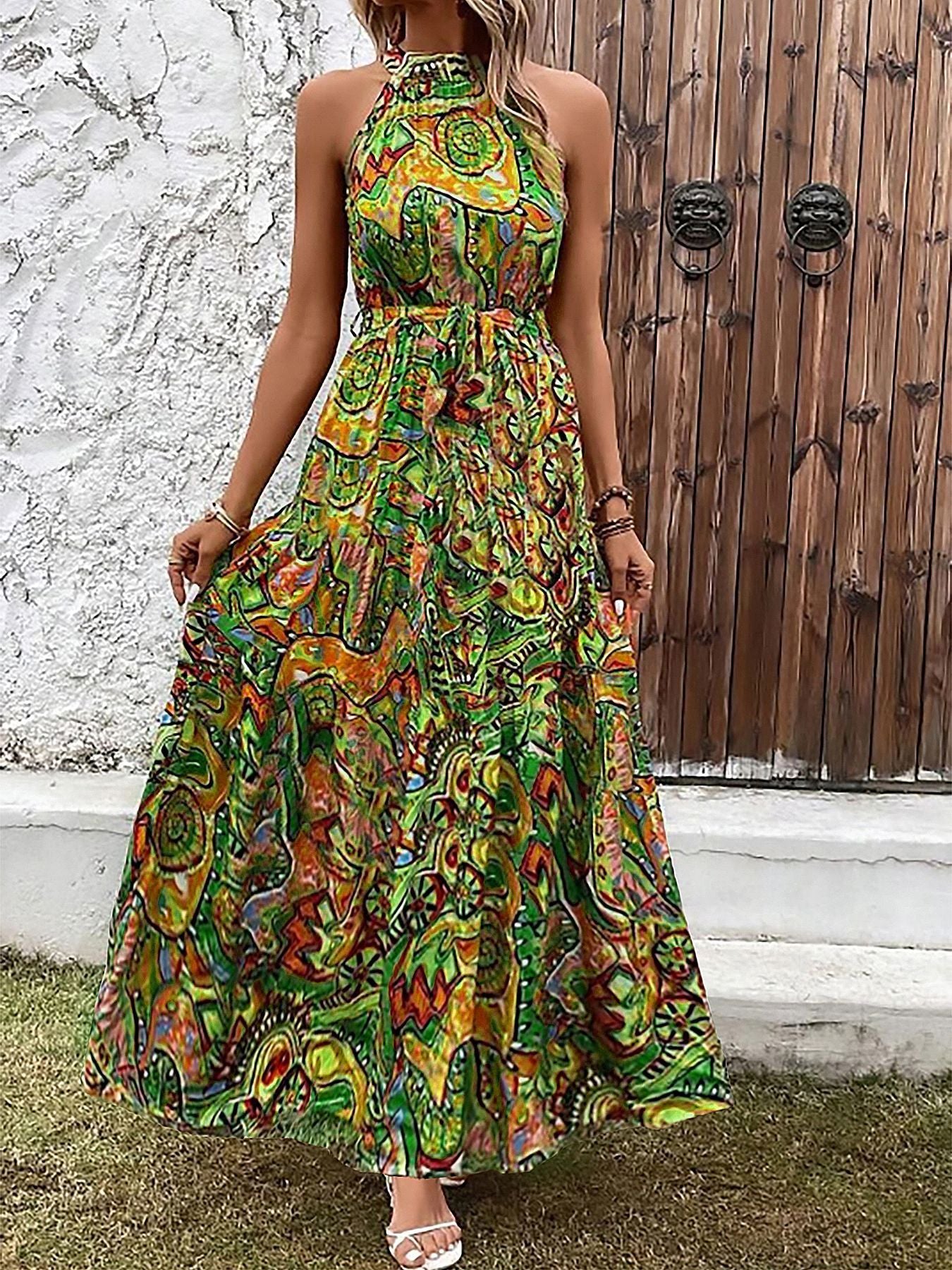 Women’s Bohemian Retro Halter Dress – Stylish Summer Festival Outfit