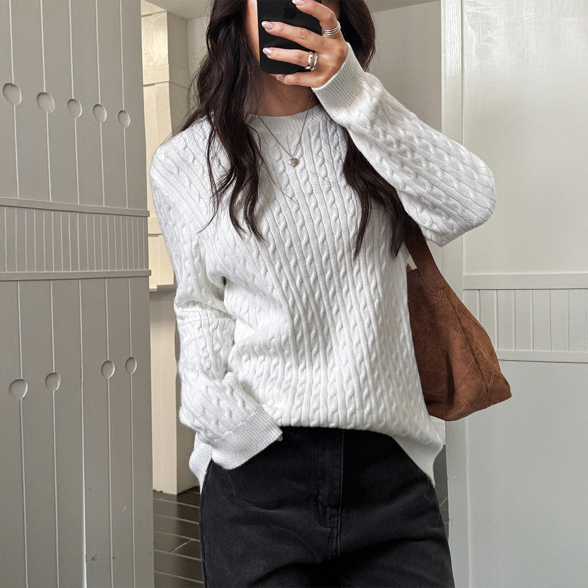 Women’s Long Sleeve Knit Sweater – Chic Minimalist Winter Top for Everyday Comfort 2025