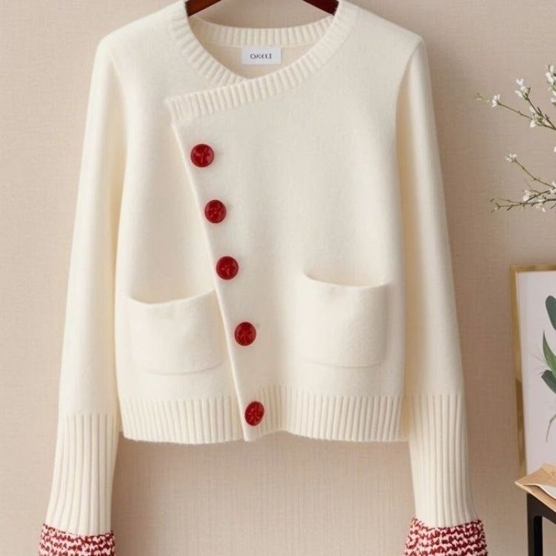 Women’s White Sweater Coat – Stylish Outerwear with Diagonal Buckle & Modern Design